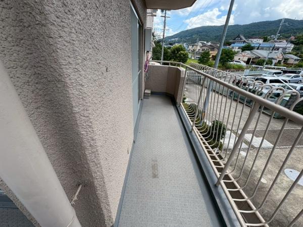 ハイネス生駒(バルコニー)