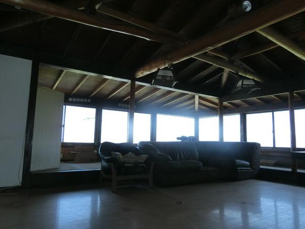 生駒市あすか野北2丁目の中古一戸建て(リビング)