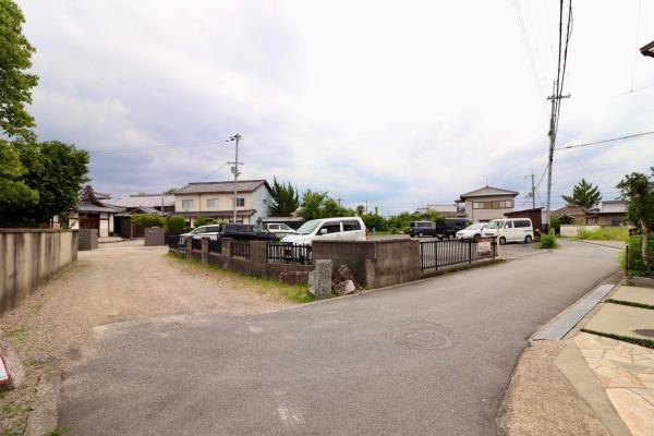 大和郡山市新木町の土地(前面道路含む現地写真)