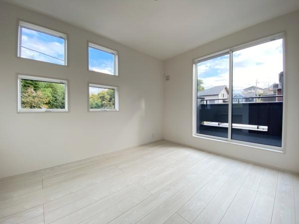 生駒市北大和4丁目の新築一戸建(洋室)