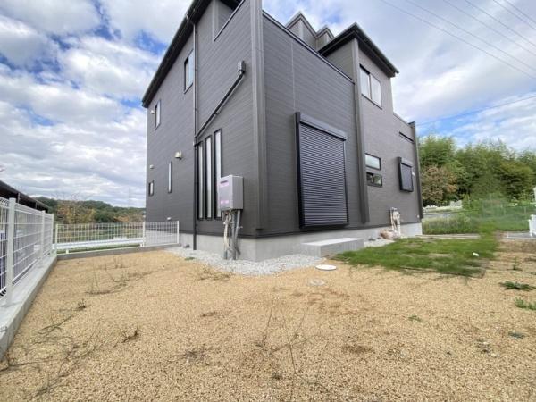 生駒市北大和4丁目の新築一戸建(庭)