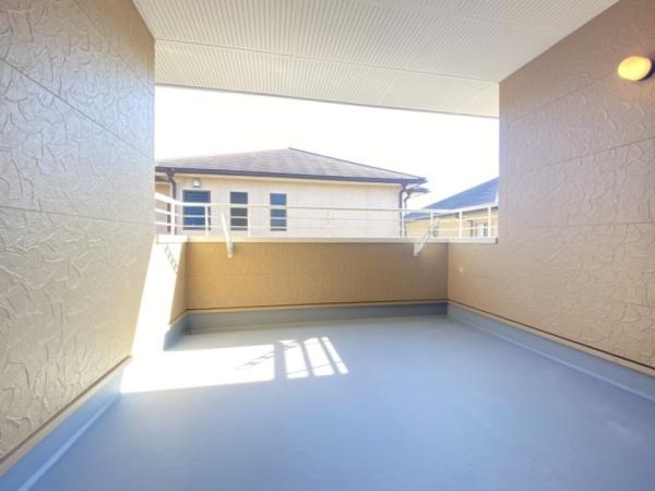 生駒市南山手台の中古一戸建て(バルコニー)