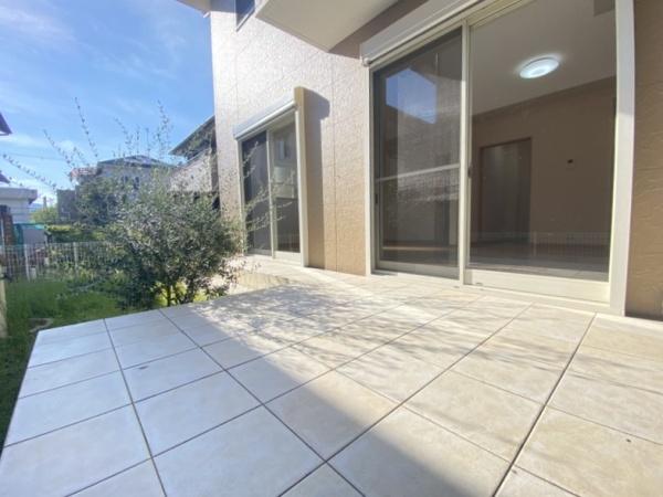 生駒市南山手台の中古一戸建て(庭)