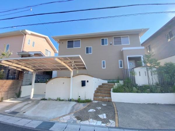 生駒市南山手台の中古一戸建