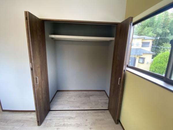 生駒市有里町の中古一戸建て(収納)