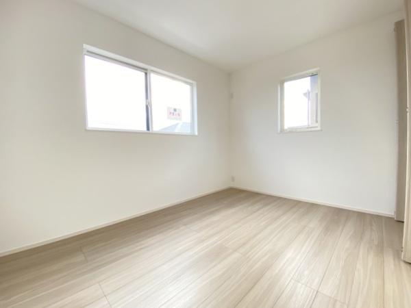 生駒市真弓4丁目の新築一戸建(洋室)