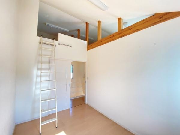 生駒市東菜畑2丁目の中古一戸建て(洋室)