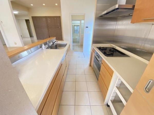 生駒市東菜畑2丁目の中古一戸建て(キッチン)