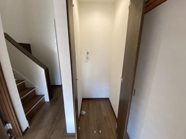 生駒市喜里が丘2丁目の中古一戸建て(洗面台・洗面所)