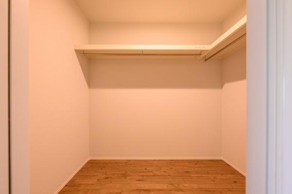 奈良市青垣台3丁目の中古一戸建て(収納)