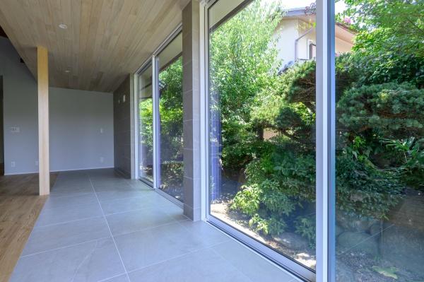 奈良市青垣台3丁目の中古一戸建て(リビング)