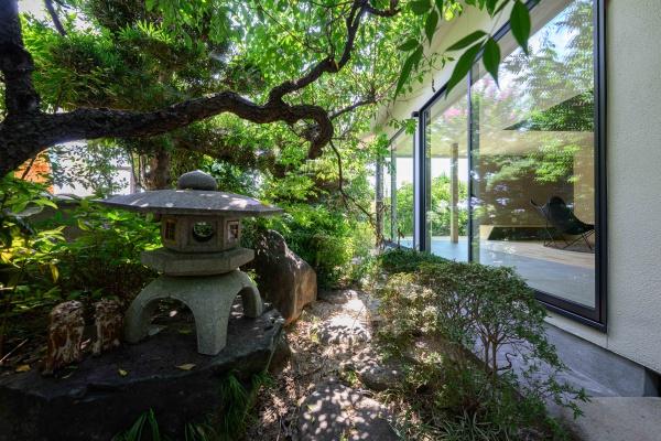 奈良市青垣台3丁目の中古一戸建て(庭)