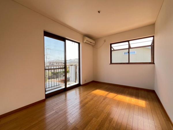 生駒市白庭台5丁目の中古一戸建て(洋室)