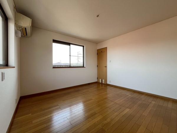 生駒市白庭台5丁目の中古一戸建て(洋室)