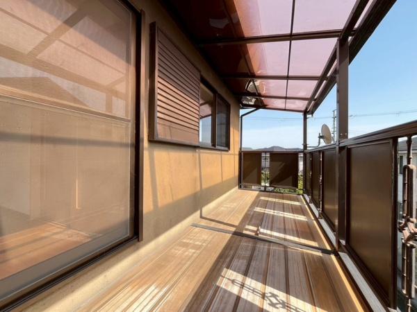 生駒市白庭台5丁目の中古一戸建て(バルコニー)