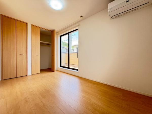 生駒市小明町の中古一戸建て(洋室)