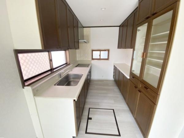 生駒市小明町の中古一戸建て(キッチン)