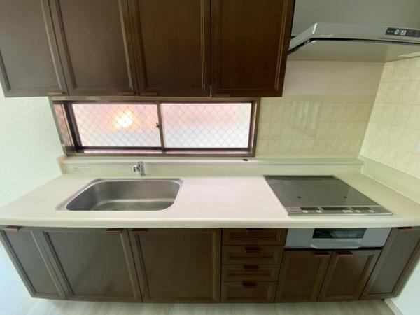 生駒市小明町の中古一戸建て(キッチン)