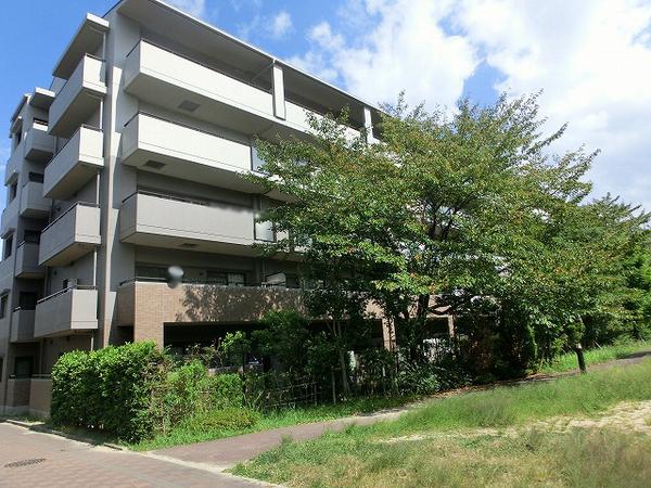 ローレルスクエア高の原3番館