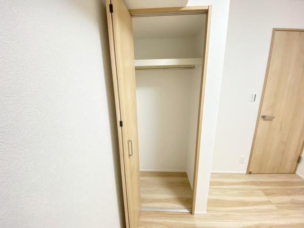 セブンスターマンション学園前(収納)