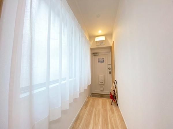 セブンスターマンション学園前(玄関)