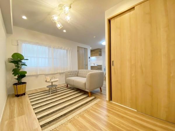 セブンスターマンション学園前(リビング)