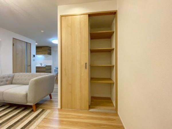 セブンスターマンション学園前(収納)