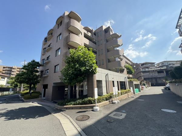 ヴェルナール富雄2番館