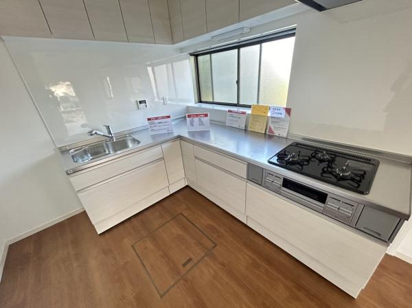 奈良市富雄元町１丁目の中古一戸建て