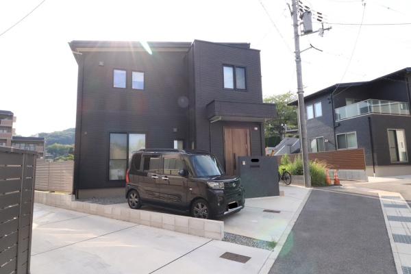 奈良市三松２丁目の中古一戸建て