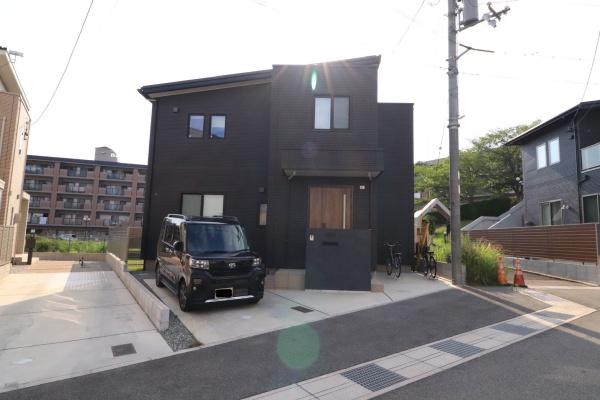 奈良市三松２丁目の中古一戸建て