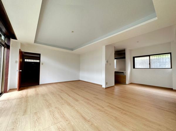 生駒市松美台の中古一戸建