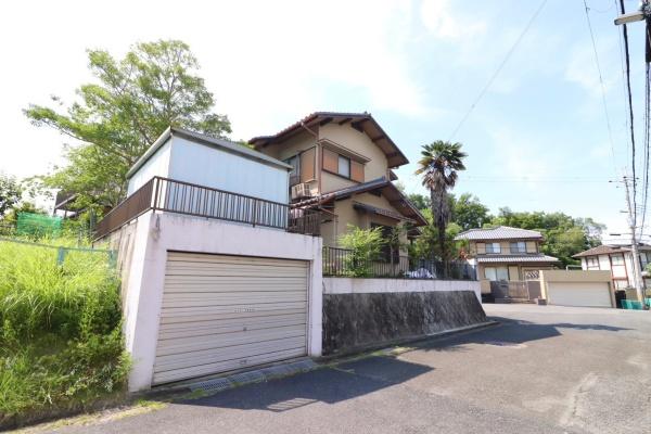 奈良市秋篠三和町２丁目の土地