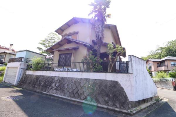 奈良市秋篠三和町２丁目の土地