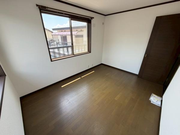 生駒市小明町の中古一戸建て