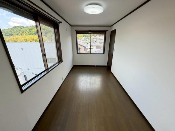 生駒市小明町の中古一戸建て