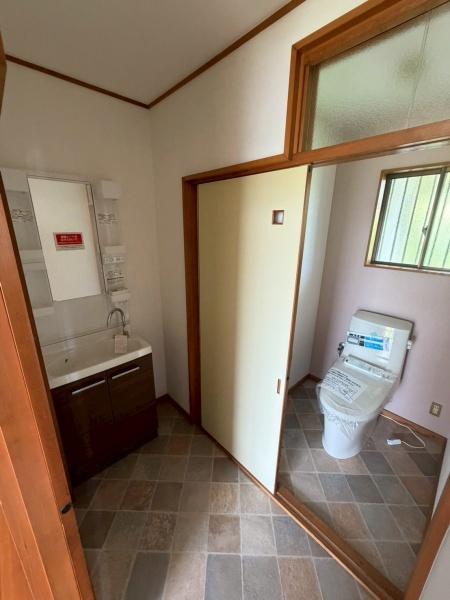 生駒市軽井沢町の中古一戸建て