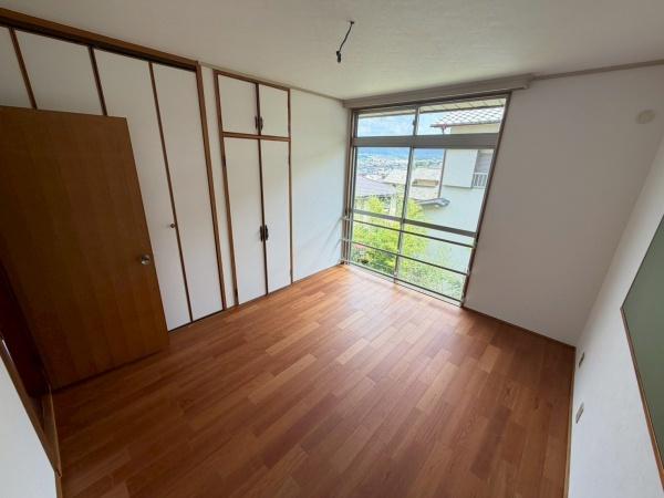 生駒市軽井沢町の中古一戸建て
