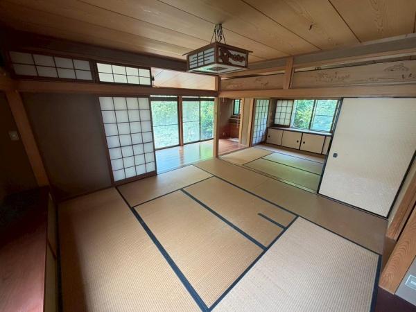 生駒市軽井沢町の中古一戸建て