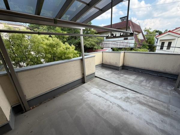 生駒市東菜畑２丁目の中古一戸建て