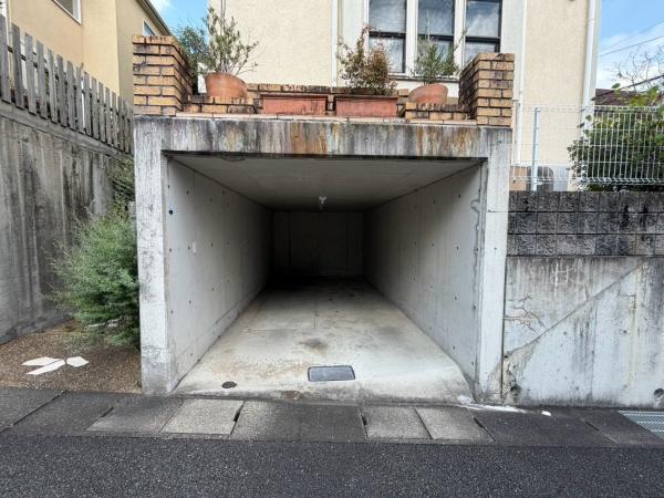 生駒市東菜畑２丁目の中古一戸建て