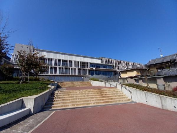 生駒郡三郷町立野北２丁目の土地(三郷中学校)