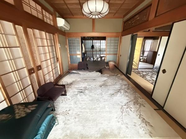 生駒市小明町の中古一戸建て