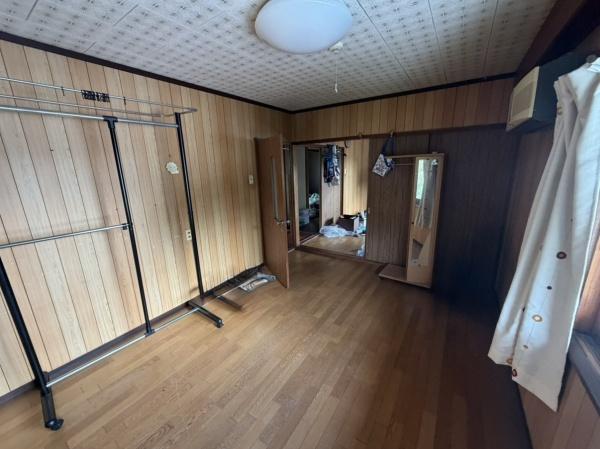 生駒市小明町の中古一戸建て