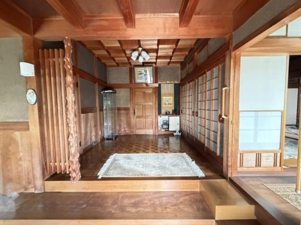 生駒市小明町の中古一戸建て