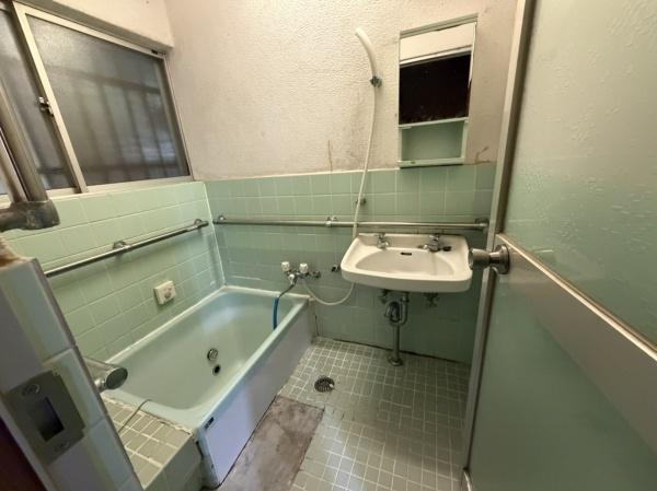 生駒市俵口町の中古一戸建て