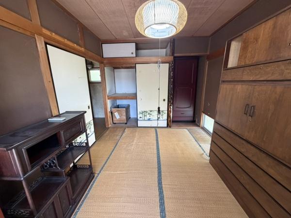 生駒市俵口町の中古一戸建て