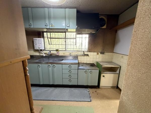 生駒市俵口町の中古一戸建て