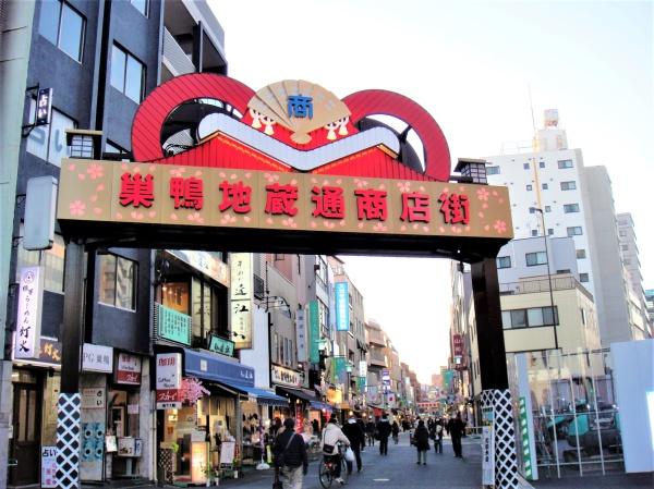 豊島区駒込３丁目の中古一戸建て(納めの地蔵尊)