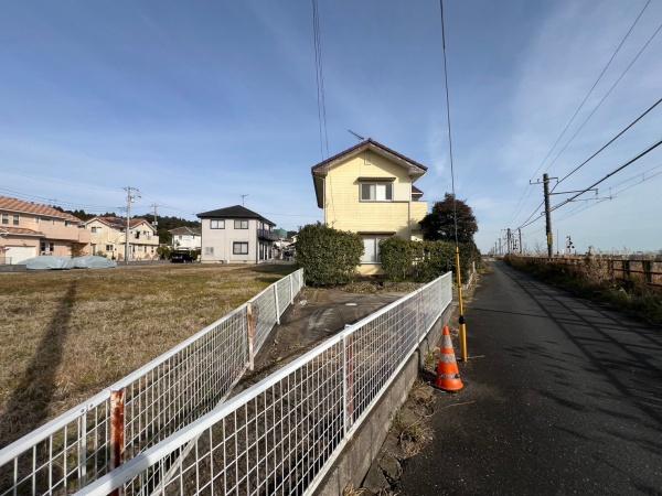 2沿線利用可　即収入の見込める庭付き戸建　002